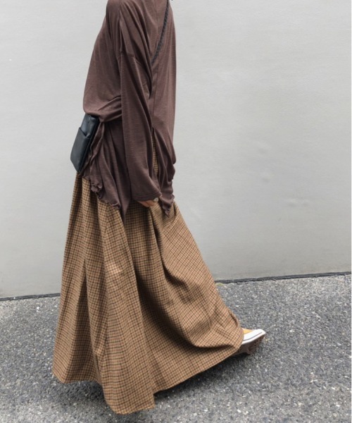 ulu(ウル)の「original check frea long skirt(スカート・レディース・ブラウン/イエロー・FREE)」の1枚目の写真