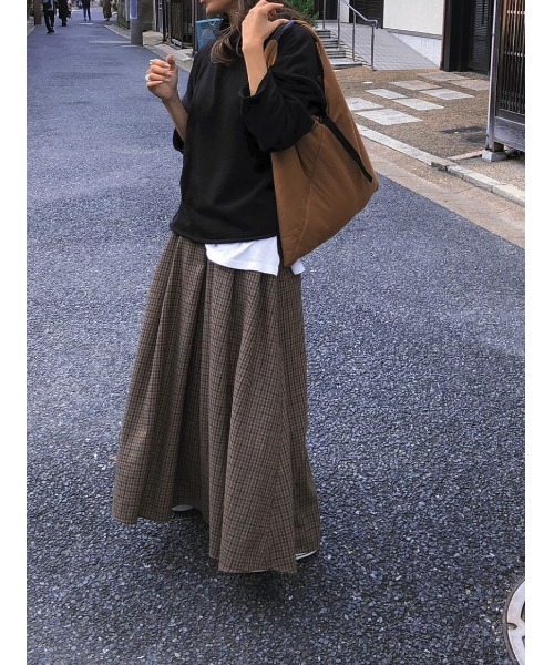 ulu(ウル)の「original check frea long skirt(スカート・レディース・ブラウン/イエロー・FREE)」の16枚目の写真