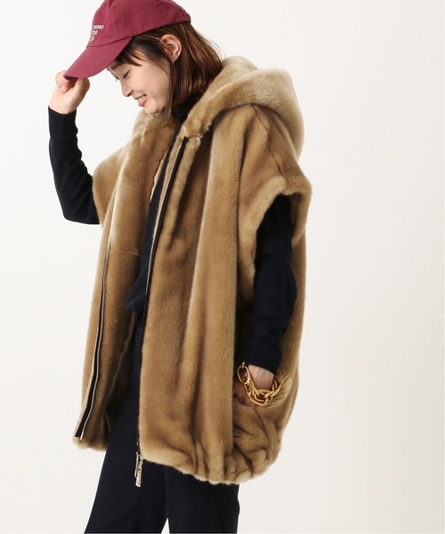 Deuxieme Classe アーポワンウテセFAKE FUR VEST Deuxieme Classe アーポワンウテセFAKE FUR VEST Deuxieme Classe
