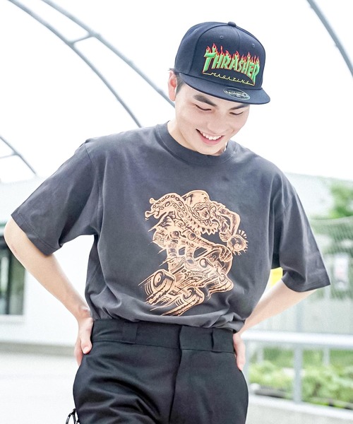 THRASHER(スラッシャー)の「FLAME LOGOポリエステルサージ平ツバCAP/スラッシャー 帽子 キャップ フレイムロゴ(キャップ・メンズ・ブラック×パープル/ブラック×ブルー/ブラック×グリーン/ブラック×イエロー・FREE)」の9枚目の写真
