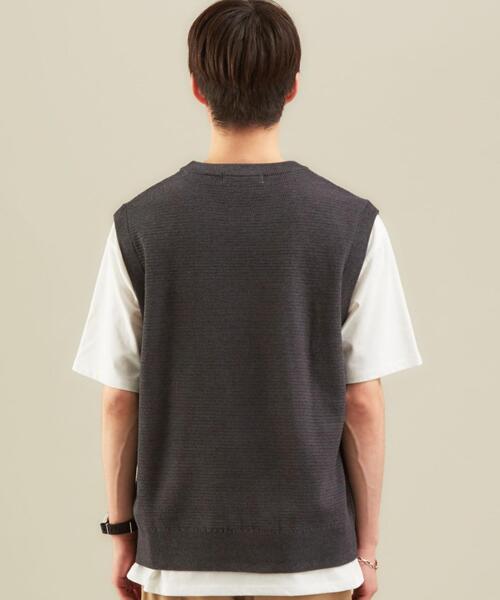 green label relaxing（グリーンレーベルリラクシング）の「CSM ミニクロス クルーネック ベスト（ベスト・メンズ・ダークグレー/ベージュ/ダークグリーン・SMALL/MEDIUM/LARGE）」の6枚目の写真