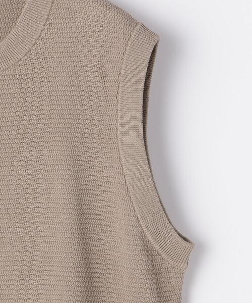 green label relaxing（グリーンレーベルリラクシング）の「CSM ミニクロス クルーネック ベスト（ベスト・メンズ・ダークグレー/ベージュ/ダークグリーン・SMALL/MEDIUM/LARGE）」の14枚目の写真