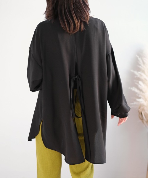 ＡＮＤＪ（アンドジェイ）の「バンドカラートロピカルバックスリットシャツ（シャツ/ブラウス・レディース・ホワイト/ブラック/ラベンダー・M）」の3枚目の写真