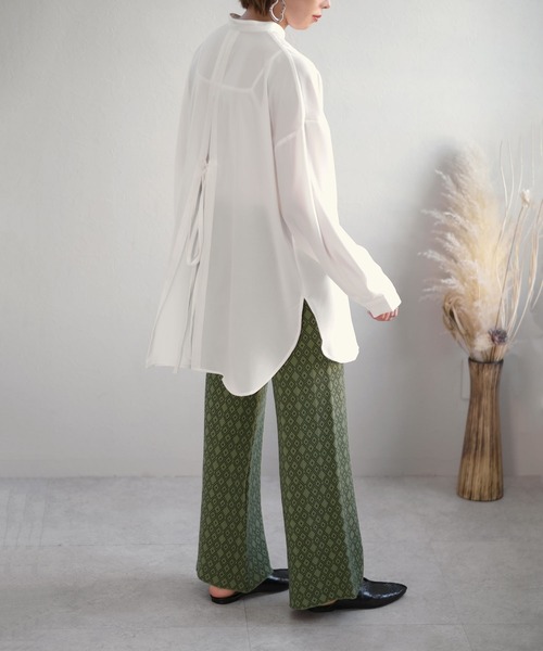 ＡＮＤＪ（アンドジェイ）の「バンドカラートロピカルバックスリットシャツ（シャツ/ブラウス・レディース・ホワイト/ブラック/ラベンダー・M）」の10枚目の写真