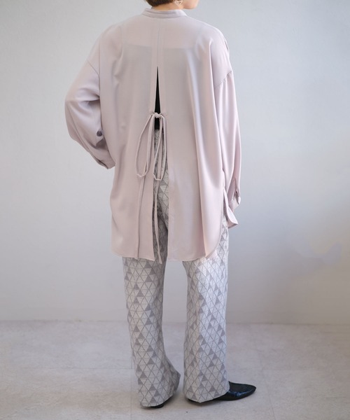 ＡＮＤＪ（アンドジェイ）の「バンドカラートロピカルバックスリットシャツ（シャツ/ブラウス・レディース・ホワイト/ブラック/ラベンダー・M）」の14枚目の写真