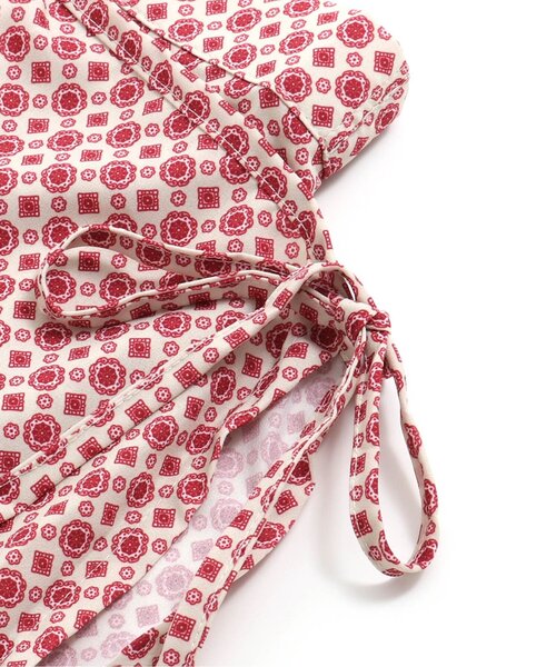 Otonato（オトナト）の「ラップ総柄パンツ 9分丈_ママ【親子でおそろいリンクコーデ】（その他パンツ・レディース・ネイビー/レッド・MEDIUM）」の9枚目の写真