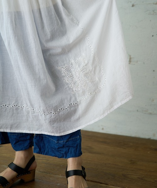 PUAL CE CIN カットワークレース刺繍ワンピース PUAL CE CIN（ピュアルセシン）の「カットワーク刺繍ワンピース