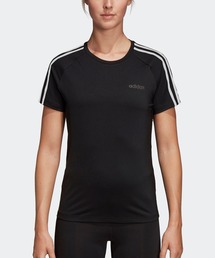 adidas（アディダス）の「Design 2 Move 3ストライプス 半袖Tシャツ [Design 2 Move 3-Stripes Tee] アディダス（Tシャツ/カットソー）」