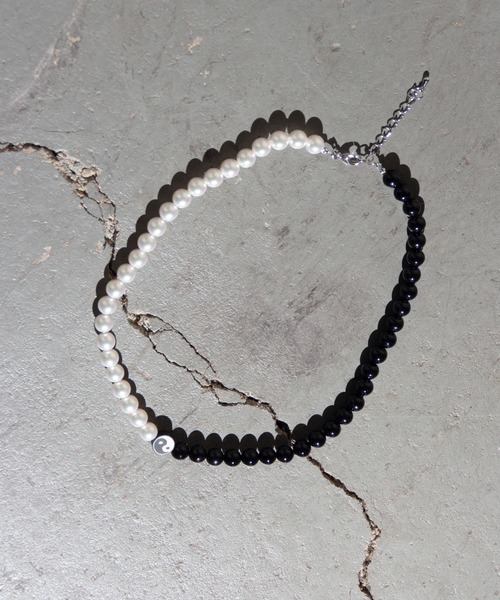 me+em select（ミームセレクト）の「【 handmade  original 】2WAYパールチェーンネックレス（ネックレス・レディース・ホワイト/ブラック/グリーン/Y/ホワイト×ブラック/A/B/C・FREE）」の3枚目の写真