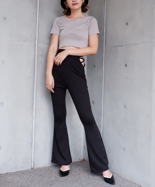 SPIRALGIRL(スパイラルガール)の「ヘンリーネックちびリブトップス(Tシャツ/カットソー・レディース・ベージュ/ブラック/ブルー/グレー・FREE)」の21枚目の写真