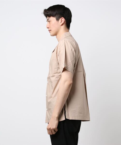 Hub&Spoke（ハブアンドスポーク）の「ボックスポケットオープンカラーシャツ（シャツ/ブラウス・メンズ・カーキ/ベージュ・LARGE/X-LARGE/MEDIUM）」の3枚目の写真