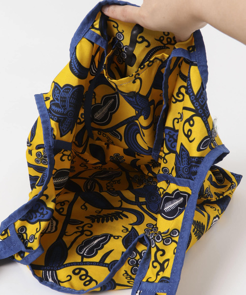 URBAN RESEARCH(アーバンリサーチ)の「アフリカン柄トートバッグ(トートバッグ・レディース・グリーン系その他/ブルー系その他/イエロー系その他・-)」の11枚目の写真