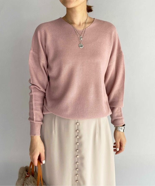 PICCIN（ピッチン）の「ダイナホット糸ホットレイV衿畔編みニット（ニット/セーター・レディース・チャコールグレー/ブラック/ブルー/アイボリー/モカ/ピンクベージュ・M）」の6枚目の写真