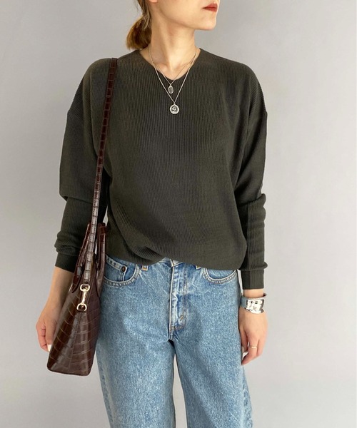 PICCIN（ピッチン）の「ダイナホット糸ホットレイV衿畔編みニット（ニット/セーター・レディース・チャコールグレー/ブラック/ブルー/アイボリー/モカ/ピンクベージュ・M）」の16枚目の写真