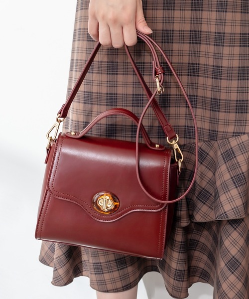 OLIVE des OLIVE（オリーブデオリーブ）の「【WEB限定】べっ甲ひねりショルダー（ショルダーバッグ・レディース・ブラック/ワインレッド/ダークブラウン/ダークベージュ・FREE）」の11枚目の写真