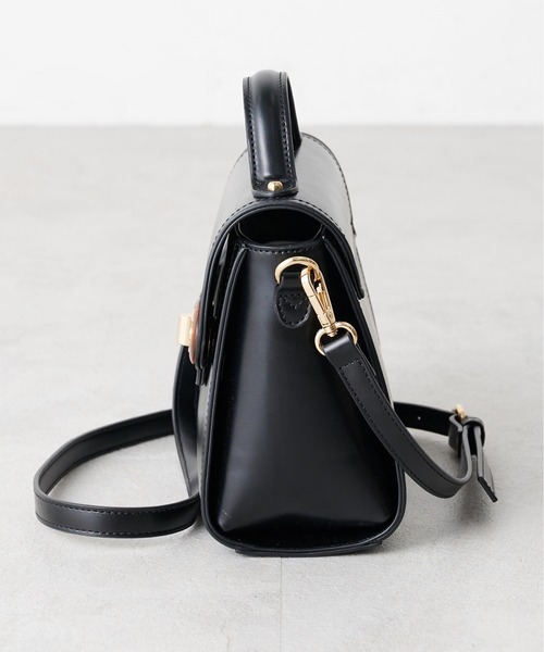 OLIVE des OLIVE（オリーブデオリーブ）の「【WEB限定】べっ甲ひねりショルダー（ショルダーバッグ・レディース・ブラック/ワインレッド/ダークブラウン/ダークベージュ・FREE）」の15枚目の写真