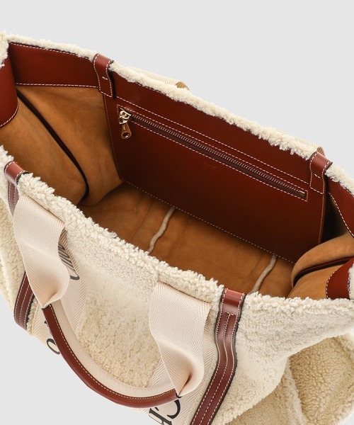 Chloe(クロエ)の「WOODY / ラージトートバッグ LARGE TOTE BAG(トートバッグ・レディース・ベージュ・FREE)」の3枚目の写真