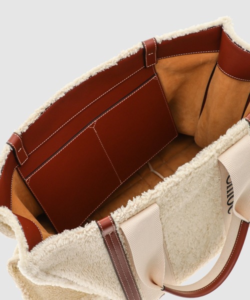 Chloe(クロエ)の「WOODY / ラージトートバッグ LARGE TOTE BAG(トートバッグ・レディース・ベージュ・FREE)」の4枚目の写真