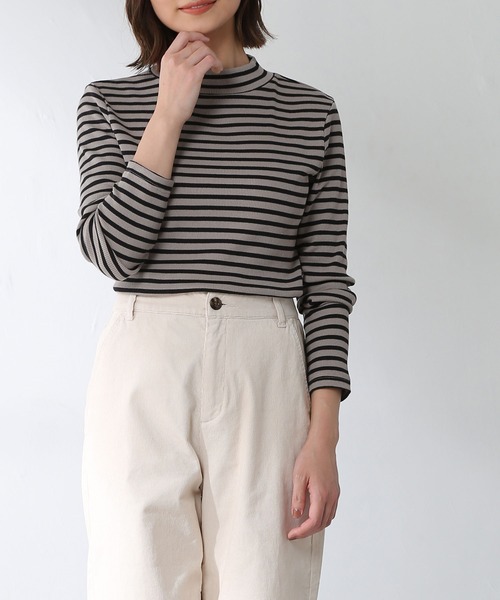 Honeys（ハニーズ）の「テレコハイネックＴ（Tシャツ/カットソー・レディース・イエロー/ベージュ系その他/グレー×ピンク/ブラック/ブラウン系その他/アイボリー・M/S/L）」の5枚目の写真