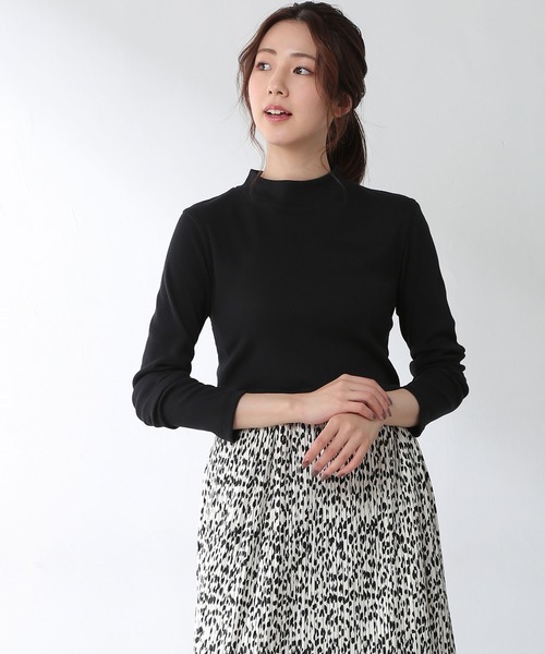 Honeys（ハニーズ）の「テレコハイネックＴ（Tシャツ/カットソー・レディース・イエロー/ベージュ系その他/グレー×ピンク/ブラック/ブラウン系その他/アイボリー・M/S/L）」の3枚目の写真