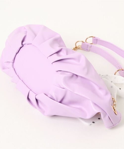 Anuenue（アヌエヌエ）の「スカーフ リボン付き ショルダーバッグ（ショルダーバッグ・レディース・ホワイト/ブラック/パープル・FREE）」の5枚目の写真