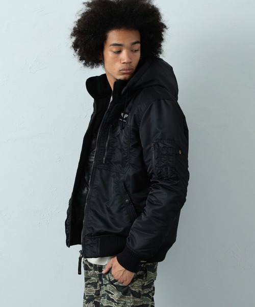 Alpha Industries（アルファインダストリーズ）の「フーデッドリブジャケット / Thermolite(サーモライト)（ブルゾン・メンズ・ブラック/ブラック系その他/グレイッシュベージュ/ネイビー/グレー/ブラウン系その他/ウッドランド/ブラック系その他2・S/M/L/XL）」の9枚目の写真