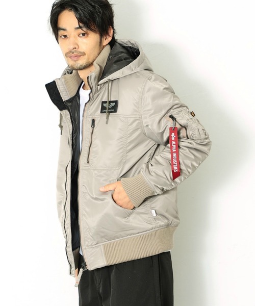 Alpha Industries（アルファインダストリーズ）の「フーデッドリブジャケット / Thermolite(サーモライト)（ブルゾン・メンズ・ブラック/ブラック系その他/グレイッシュベージュ/ネイビー/グレー/ブラウン系その他/ウッドランド/ブラック系その他2・S/M/L/XL）」の16枚目の写真