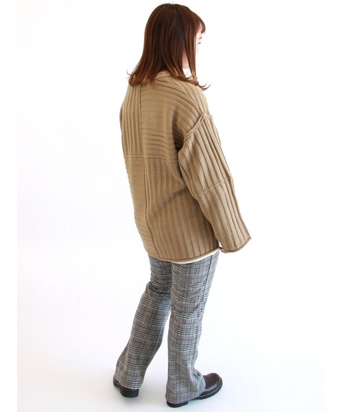 ehka sopo（エヘカソポ）の「キーネックパッチワークニット（ニット/セーター・レディース・ベージュ/チャコール/キナリ・ﾌﾘ-）」の22枚目の写真