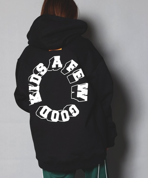 A FEW GOOD KIDS(ア フュー グッド キッズ)の「A FEW GOOD KIDS-サークルロゴ・プルパーカー(パーカー・レディース・ブラック/オレンジ/ホワイト・L/XL)」の8枚目の写真