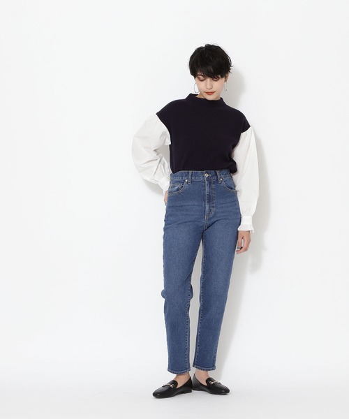 NATURAL BEAUTY BASIC（ナチュラルビューティーベーシック）の「デニムストレートパンツ（デニムパンツ・レディース・オフホワイト/ネイビー・X-SMALL/SMALL/MEDIUM）」の9枚目の写真