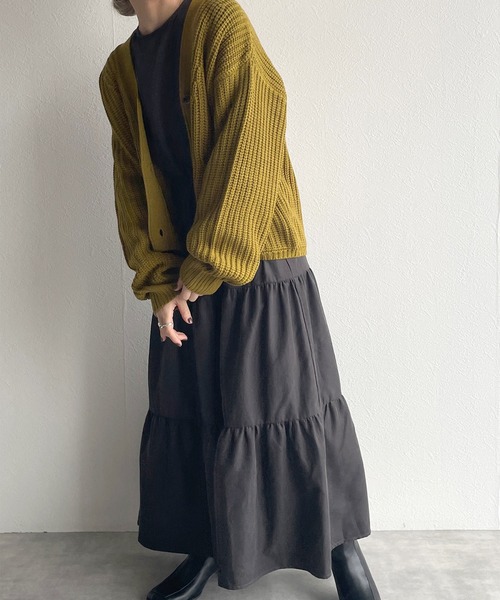 w closet（ダブルクローゼット）の「Vネックショート丈カーディガン（カーディガン/ボレロ・レディース・ベージュ/イエロー/グリーン/モスグリーン・FREE）」の10枚目の写真