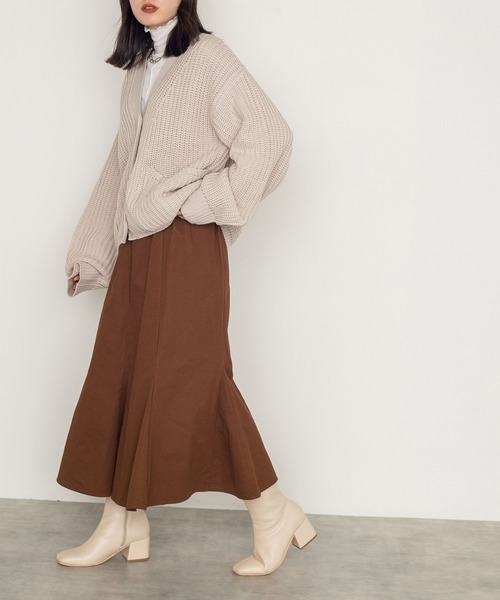 w closet（ダブルクローゼット）の「Vネックショート丈カーディガン（カーディガン/ボレロ・レディース・ベージュ/イエロー/グリーン/モスグリーン・FREE）」の15枚目の写真