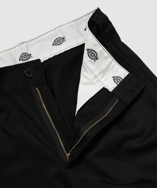 Dickies(ディッキーズ)の「th×Dickies Straight Pants(スラックス・メンズ・ブラック/グレー・1/2)」の4枚目の写真