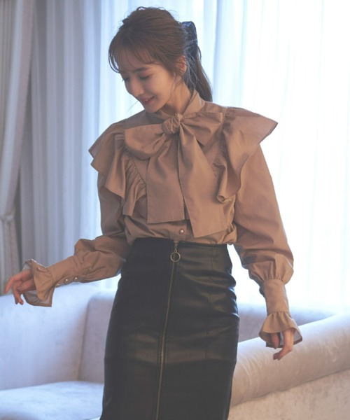 VIOLETTA（ヴィオレッタ）の「リボンブラウス（シャツ/ブラウス・レディース・ベージュ/ホワイト・FREE）」の21枚目の写真