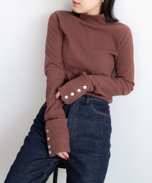 PICHI(ピイチ)の「袖ボタンリブハイネックリブロンTee(Tシャツ/カットソー・レディース・オフホワイト/ブラック/ブラウン/ホワイト/グレー・FREE)」の22枚目の写真