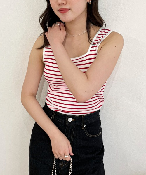 EPIMI E'PIMMY（エピミエピミー）の「カップ付きスクエアタンクトップ（タンクトップ・レディース・レッド/オフホワイト/ブルー/ブラック・MEDIUM）」の4枚目の写真