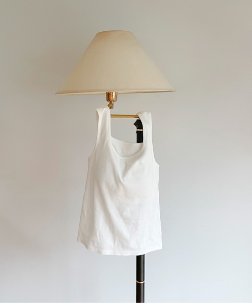 EPIMI E'PIMMY（エピミエピミー）の「カップ付きスクエアタンクトップ（タンクトップ・レディース・レッド/オフホワイト/ブルー/ブラック・MEDIUM）」の2枚目の写真