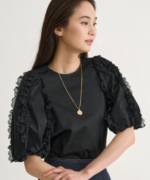 ANAYI(アナイ)の「【雑誌掲載】コットンサテンスカラップソデ ブラウス(シャツ/ブラウス・レディース・ブラック/ブルー/ホワイト・38/36)」の3枚目の写真