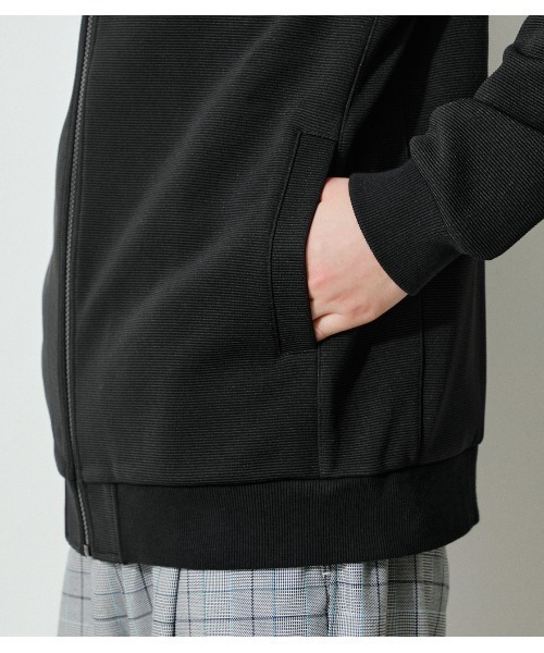 AZUL by moussy(アズールバイマウジー)の「MOVE FIT EASY MA-1/ムーブフィットイージーMA‐1(MA-1・メンズ・ベージュ/ブラック・LARGE/MEDIUM)」の11枚目の写真