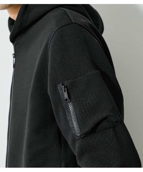 AZUL by moussy(アズールバイマウジー)の「MOVE FIT EASY MA-1/ムーブフィットイージーMA‐1(MA-1・メンズ・ベージュ/ブラック・LARGE/MEDIUM)」の10枚目の写真