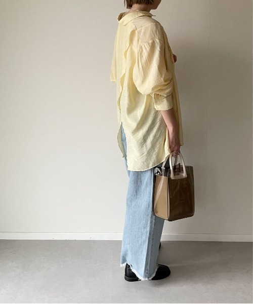 y/m by misato（イムバイミサト）の「シアーバッククロスシャツ（シャツ/ブラウス・レディース・ライトイエロー/オフホワイト・FREE）」の5枚目の写真