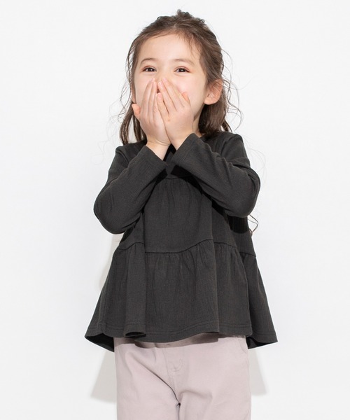 BRANSHES(ブランシェス)の「ティアード長袖Tシャツ ロンT(Tシャツ/カットソー・キッズ・チャコールグレー/ライトグリーン・130/90/100/120/150/110/140)」の4枚目の写真
