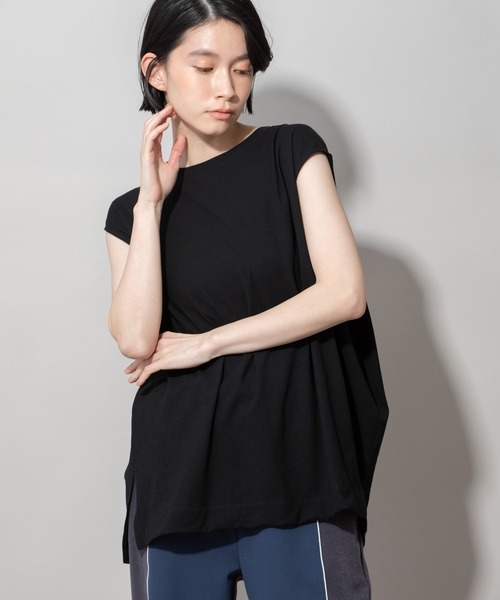 Munich（ミューニック）の「ヴィンテージツイストジャージスリーブレストップス（Tシャツ/カットソー・レディース・ホワイト/ブラック/ベージュ/スモークピンク・FREE）」の3枚目の写真