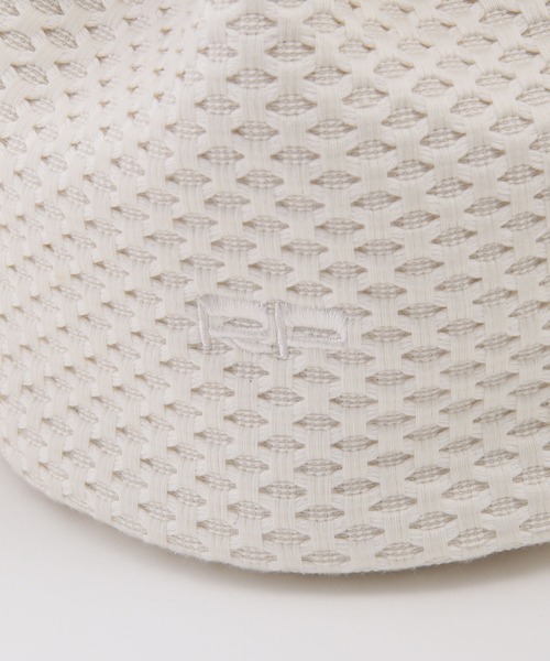 ROPE'(ロペ)の「NOVATEX/ドローストリング2WAY巾着バッグ(ショルダーバッグ・レディース・ホワイト/ベージュ・FREE)」の3枚目の写真