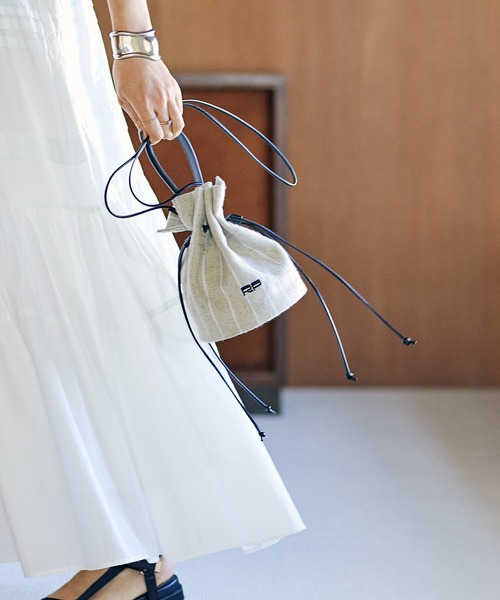 ROPE'(ロペ)の「NOVATEX/ドローストリング2WAY巾着バッグ(ショルダーバッグ・レディース・ホワイト/ベージュ・FREE)」の15枚目の写真