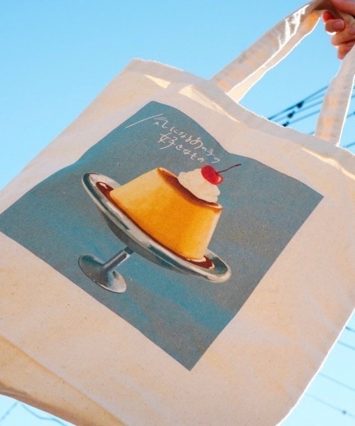 spoon store（スプーンストア）の「spoon×ヤマダナオ 気になるあの子の好きなもの さくらんぼの乗ったプリントート（トートバッグ・レディース・ナチュラル・M）」の6枚目の写真