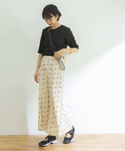 URBAN RESEARCH（アーバンリサーチ）の「『UR TECH ひやサラクール』AIR DRY 5分袖カットソー（Tシャツ/カットソー・レディース・ブラウン/ホワイト/ブラック/グリーン/グレー系その他/カーキ・FREE）」の16枚目の写真