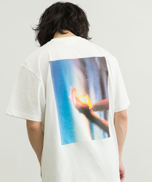 URBAN RESEARCH（アーバンリサーチ）の「URBAN RESEARCH iD　PICTURE TODAY T-SHIRTS（Tシャツ/カットソー・メンズ・ホワイト/ブラック/レッド系その他・MEDIUM/LARGE/X-LARGE）」の15枚目の写真