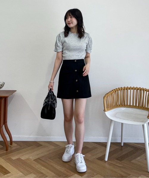 EPIMI E'PIMMY（エピミエピミー）の「2wayフロントディティールリブトップス（Tシャツ/カットソー・レディース・ブラック/杢グレー/ピンクベージュ・MEDIUM）」の8枚目の写真