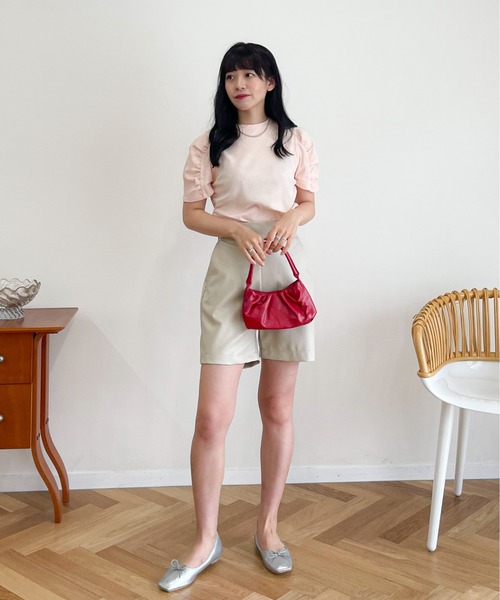 EPIMI E'PIMMY（エピミエピミー）の「2wayフロントディティールリブトップス（Tシャツ/カットソー・レディース・ブラック/杢グレー/ピンクベージュ・MEDIUM）」の18枚目の写真